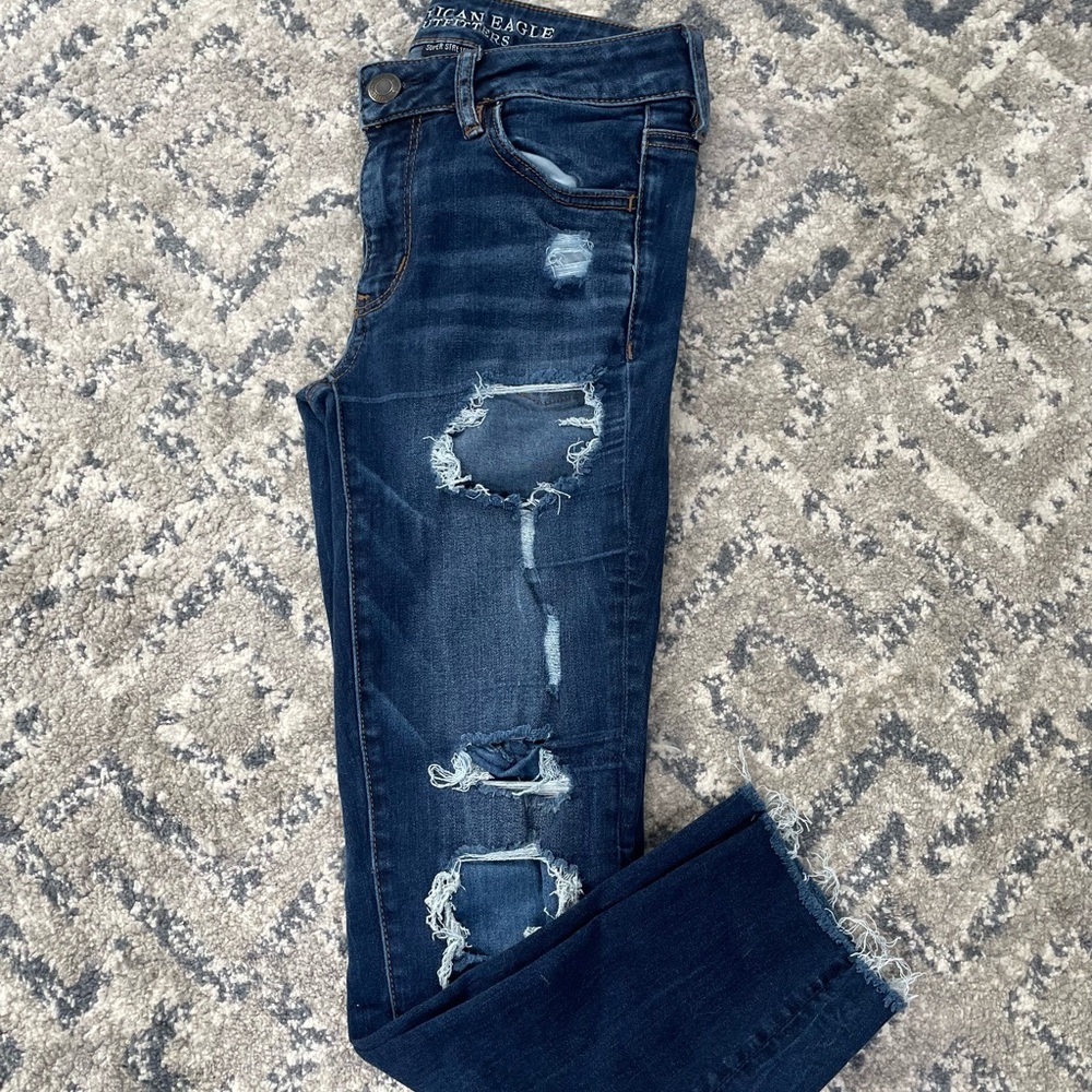 American Eagle cropped jeans